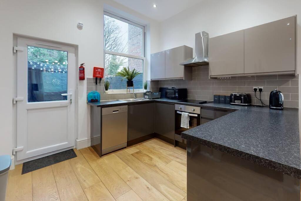 Lovely 2 Bedroom Apartment Near Highgate Station London Exterior photo