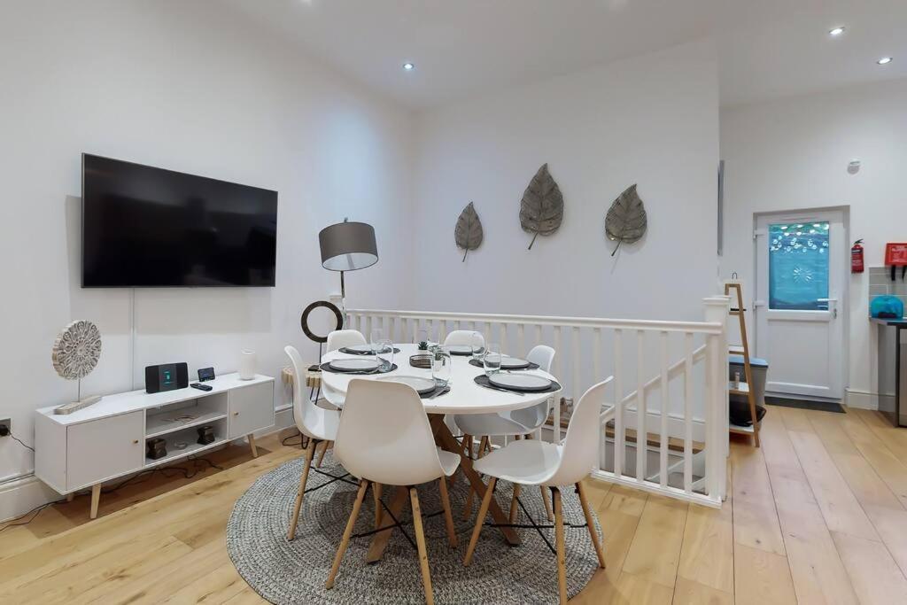 Lovely 2 Bedroom Apartment Near Highgate Station London Exterior photo
